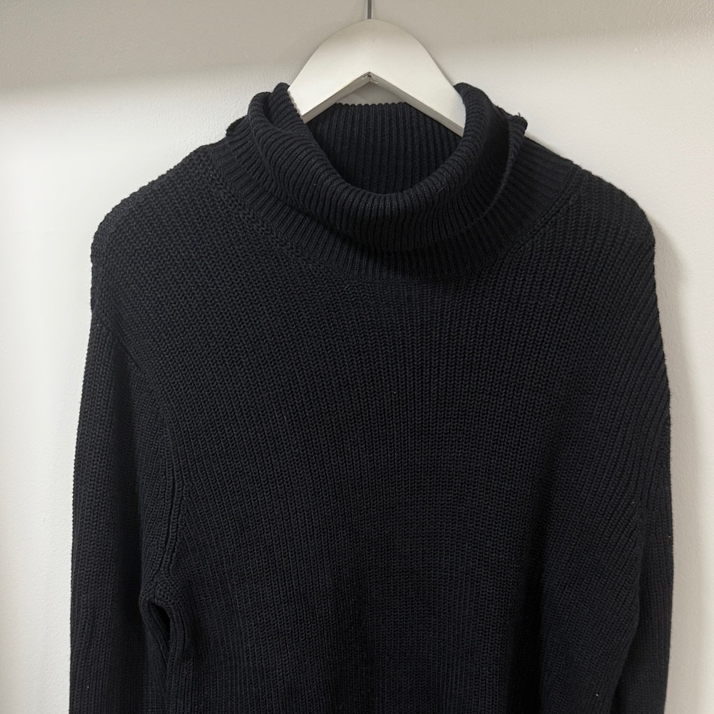 H&M Black Ribbed Turtleneck Sweater